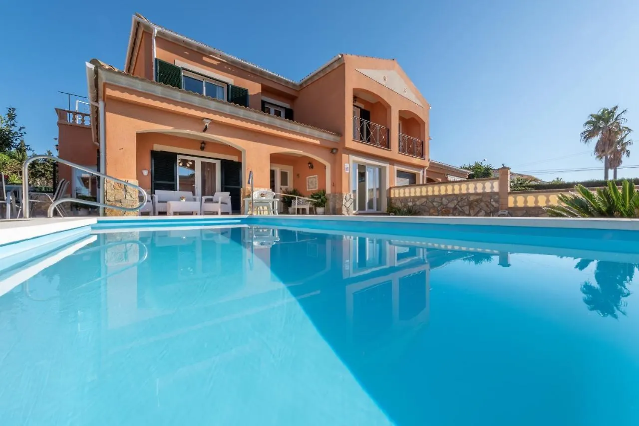 Casa Noa Villa Llucmajor  0*, Llucmajor (Mallorca) España